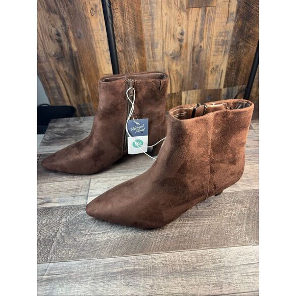 Universal Thread Shoes - Universal Thread Brown Suede Pointed Toe Booties | Women’s 9.5